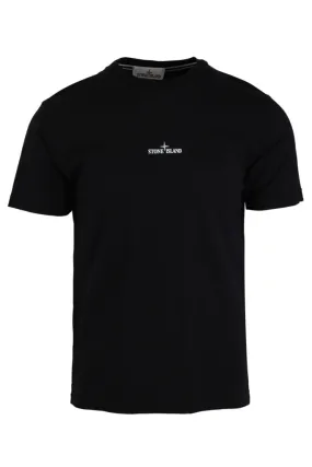 Camiseta negra con logo detras