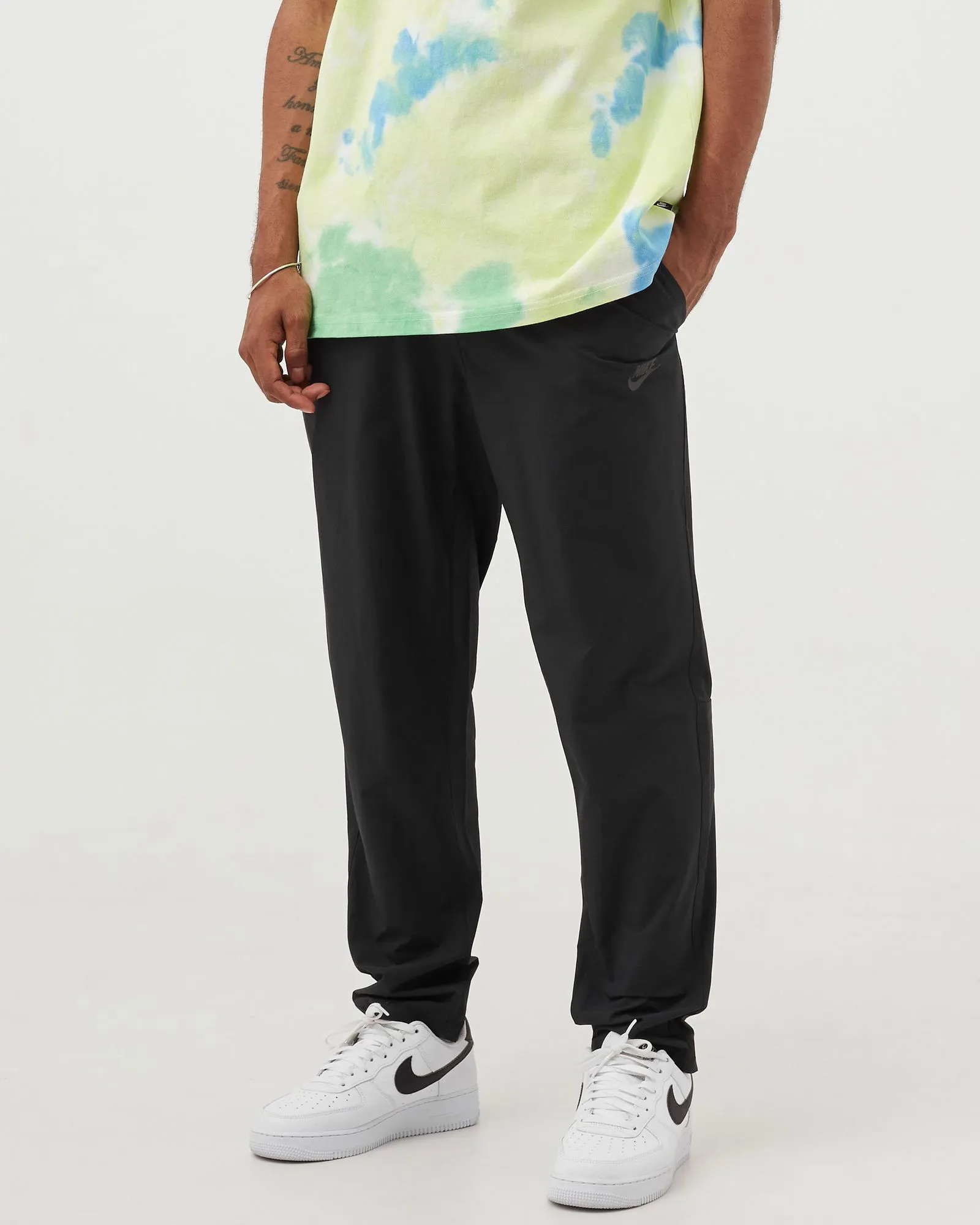 Nike Premium Essentials Woven Pants